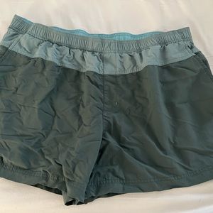 Columbia quick dry hiking shorts XL women
